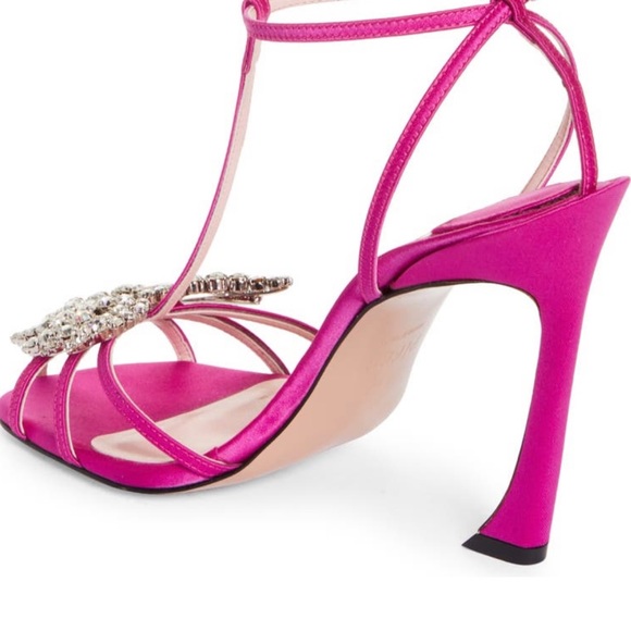 PIFERI Maggia Embellished T-
Strap Sandal - Picture 3 of 5